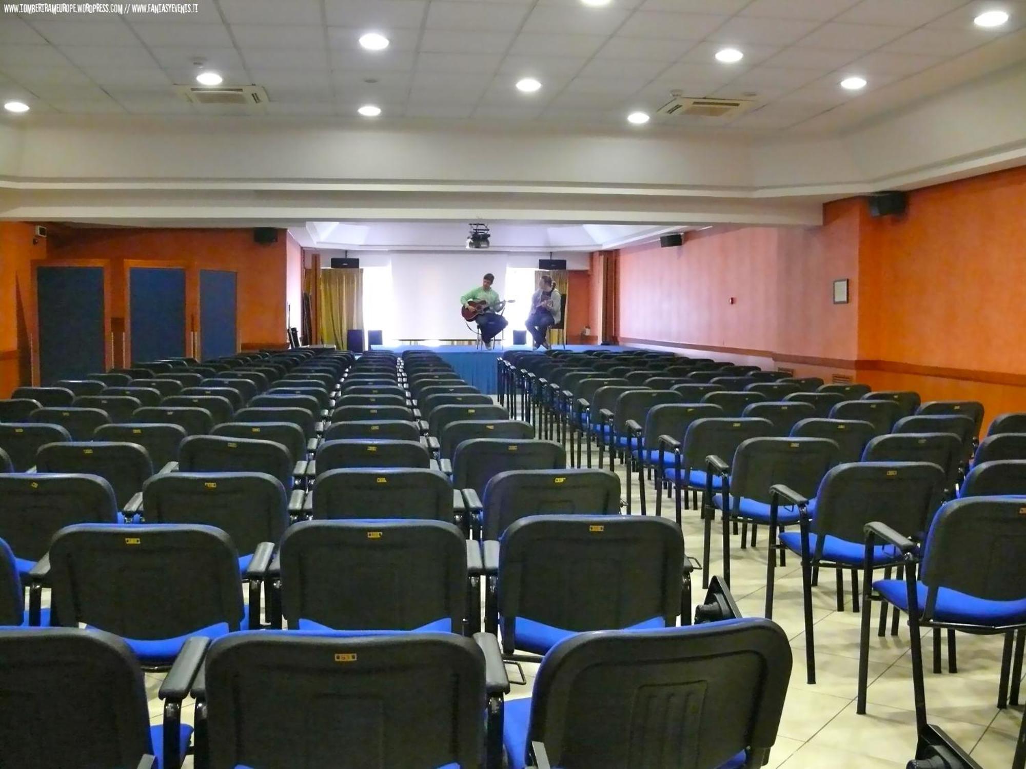 Hotel Futura Centro Congressi Napoli Esterno foto